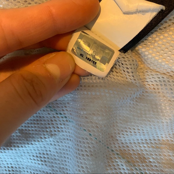 The North Face Hyvent Rain Jacket - Picture 6 of 8